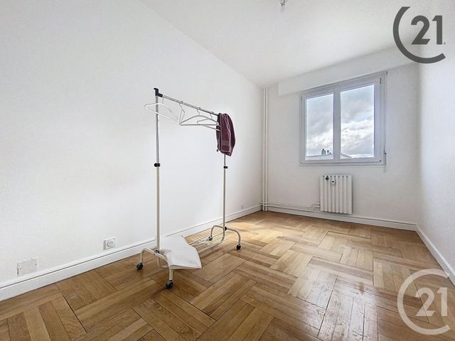 Afficher la photo en grand Appartement T5 à louer - 5 pièces - 126,08 m2 - Troyes - 10 - CHAMPAGNE-ARDENNE