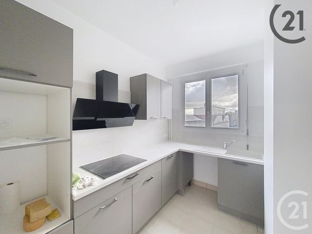 Afficher la photo en grand Appartement T5 à louer - 5 pièces - 126,08 m2 - Troyes - 10 - CHAMPAGNE-ARDENNE