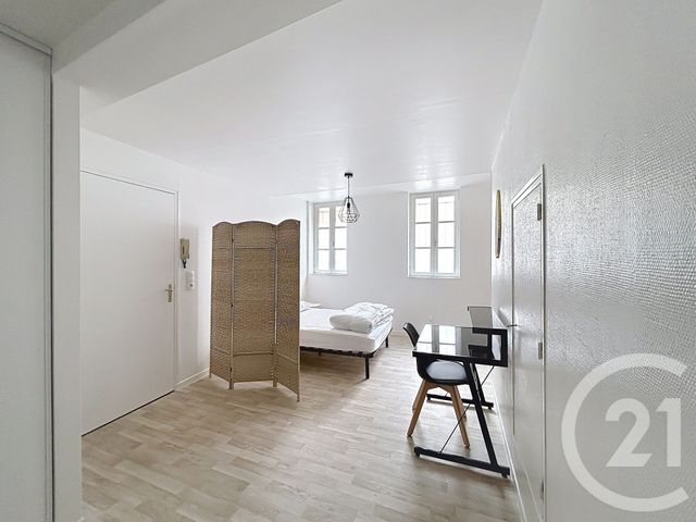 Appartement F1 &agrave; louer - 1 pi&egrave;ce - 34,20 m2 - Troyes - 10 - CHAMPAGNE-ARDENNE