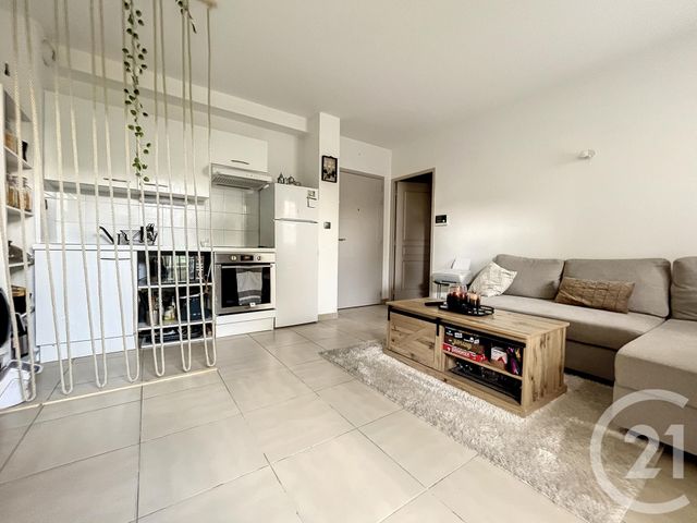 Afficher la photo en grand Appartement F2 à vendre - 2 pièces - 38,45 m2 - Troyes - 10 - CHAMPAGNE-ARDENNE