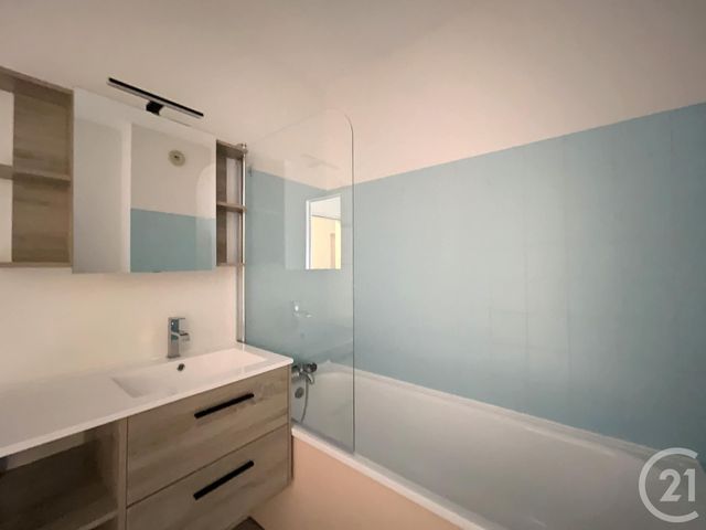 Appartement F1 &agrave; louer - 1 pi&egrave;ce - 33 m2 - Troyes - 10 - CHAMPAGNE-ARDENNE