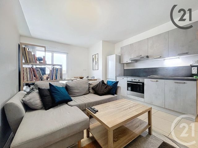 Appartement F2 à vendre - 2 pièces - 38,50 m2 - Troyes - 10 - CHAMPAGNE-ARDENNE