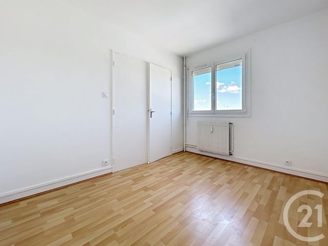 Afficher la photo en grand Appartement T2 à vendre - 2 pièces - 45,02 m2 - Troyes - 10 - CHAMPAGNE-ARDENNE