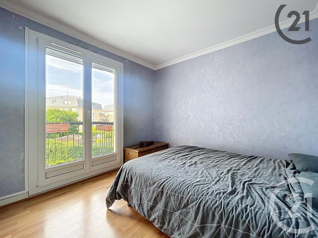 Appartement T4 à vendre - 4 pièces - 81,62 m2 - St Andre Les Vergers - 10 - CHAMPAGNE-ARDENNE