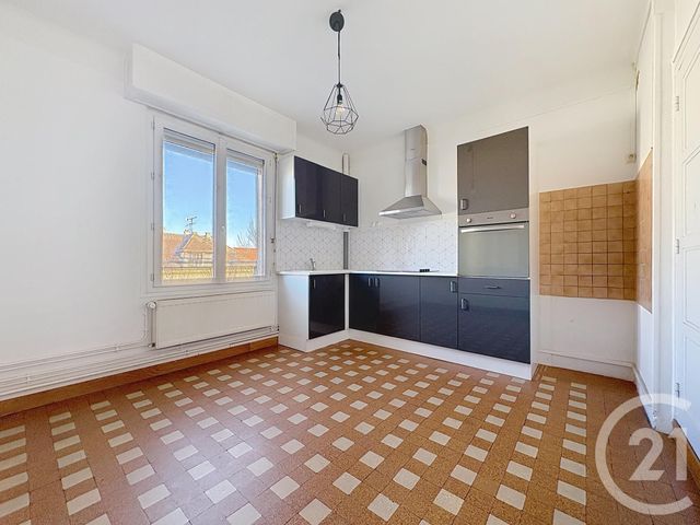 Afficher la photo en grand Appartement F2 à louer - 2 pièces - 58 m2 - Troyes - 10 - CHAMPAGNE-ARDENNE