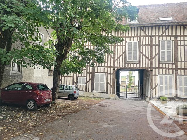 Afficher la photo en grand Appartement F2 à louer - 2 pièces - 52,80 m2 - Troyes - 10 - CHAMPAGNE-ARDENNE