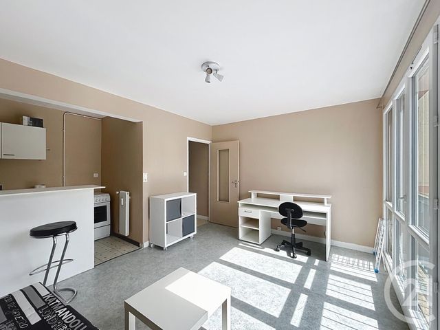 Appartement F1 à louer - 1 pièce - 29 m2 - Troyes - 10 - CHAMPAGNE-ARDENNE