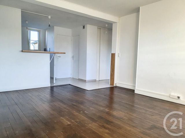 Afficher la photo en grand Appartement T3 à louer - 3 pièces - 55,43 m2 - Troyes - 10 - CHAMPAGNE-ARDENNE