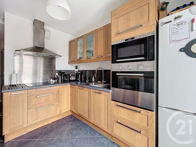 Afficher la photo en grand Appartement F2 à vendre - 2 pièces - 51,98 m2 - St Andre Les Vergers - 10 - CHAMPAGNE-ARDENNE