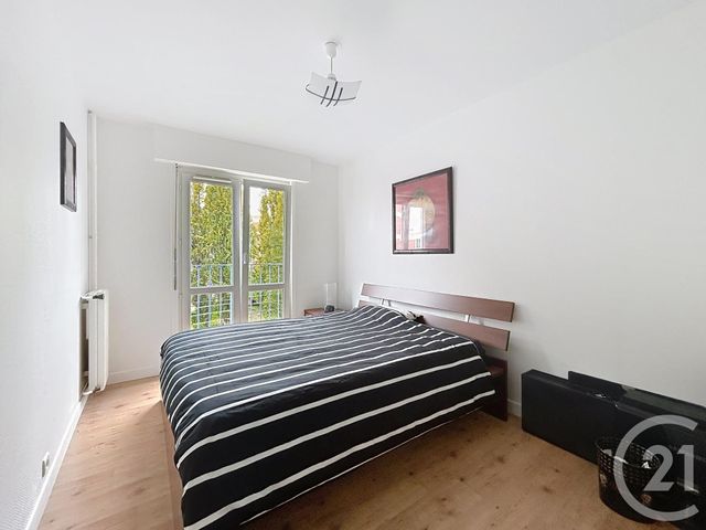 Afficher la photo en grand Appartement F2 à vendre - 2 pièces - 51,98 m2 - St Andre Les Vergers - 10 - CHAMPAGNE-ARDENNE