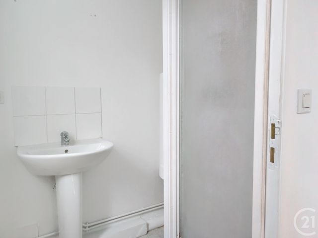 Appartement T2 &agrave; louer - 2 pi&egrave;ces - 26,36 m2 - Troyes - 10 - CHAMPAGNE-ARDENNE