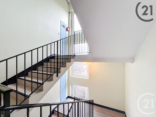 Appartement F1 &agrave; louer - 1 pi&egrave;ce - 38 m2 - Troyes - 10 - CHAMPAGNE-ARDENNE