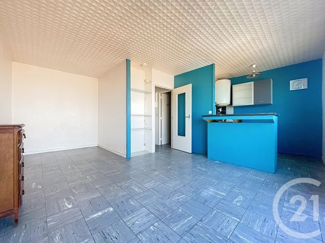 Appartement Studio à vendre - 1 pièce - 28 m2 - Troyes - 10 - CHAMPAGNE-ARDENNE
