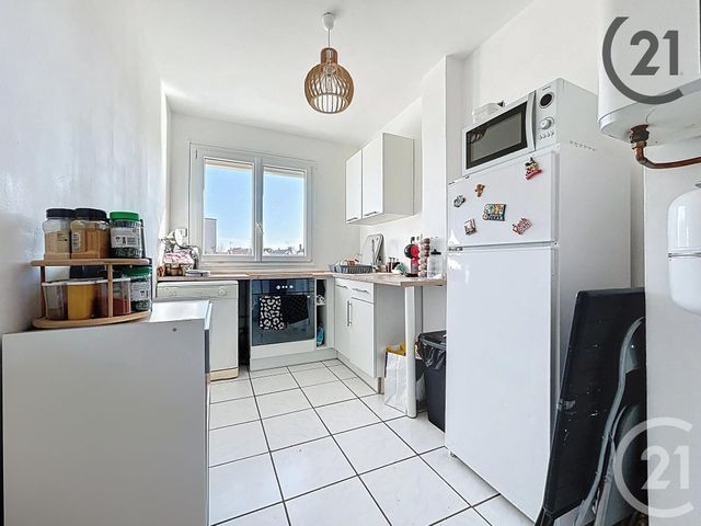 Appartement F4 à vendre - 4 pièces - 65,21 m2 - Troyes - 10 - CHAMPAGNE-ARDENNE