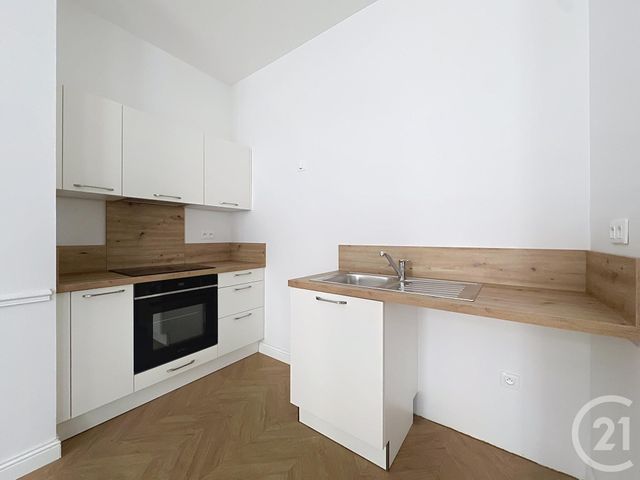 Appartement T2 à louer - 2 pièces - 60,90 m2 - Troyes - 10 - CHAMPAGNE-ARDENNE