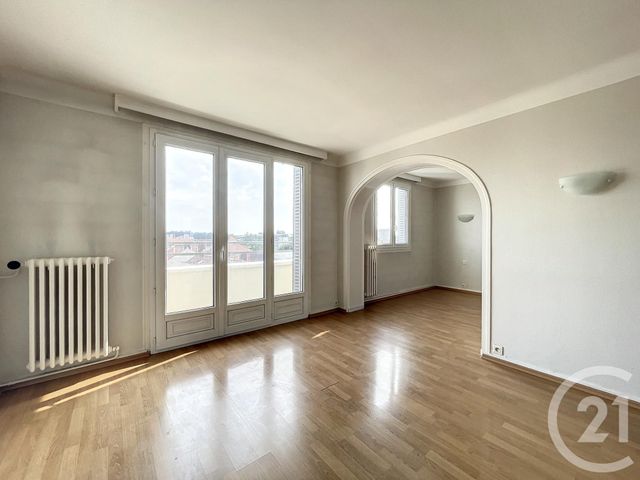 Appartement à vendre - 5 pièces - 75,38 m2 - Troyes - 10 - CHAMPAGNE-ARDENNE