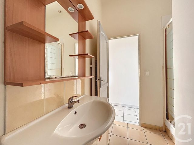 Appartement T2 à vendre - 2 pièces - 24,50 m2 - Troyes - 10 - CHAMPAGNE-ARDENNE