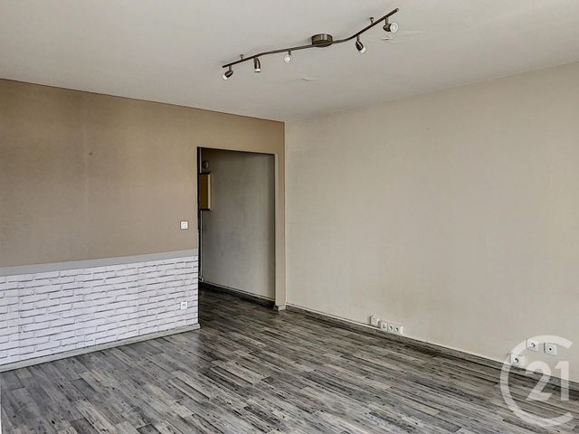 Appartement F2 à louer - 3 pièces - 58,20 m2 - Troyes - 10 - CHAMPAGNE-ARDENNE