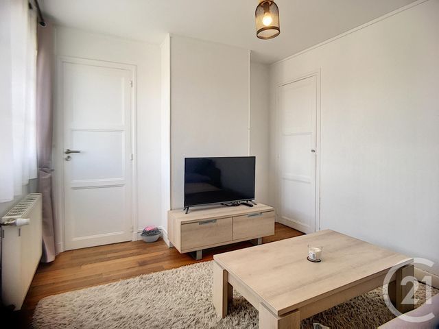 Afficher la photo en grand Appartement F3 à louer - 3 pièces - 56,04 m2 - Troyes - 10 - CHAMPAGNE-ARDENNE