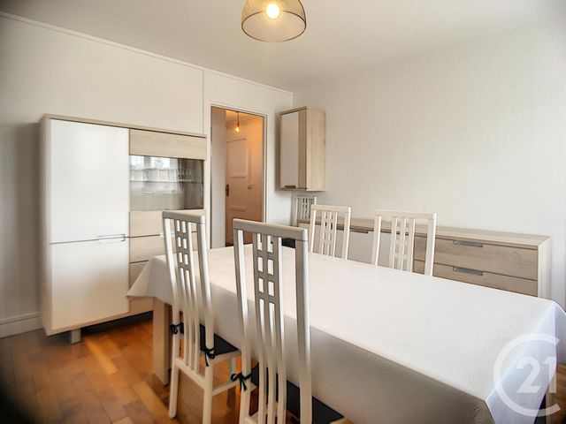 Afficher la photo en grand Appartement F3 à louer - 3 pièces - 56,04 m2 - Troyes - 10 - CHAMPAGNE-ARDENNE