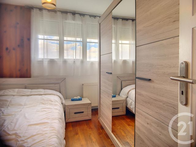 Afficher la photo en grand Appartement F3 à louer - 3 pièces - 56,04 m2 - Troyes - 10 - CHAMPAGNE-ARDENNE