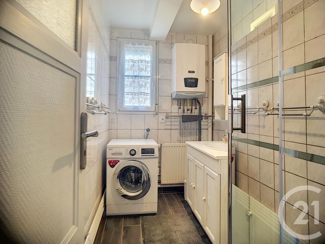 Afficher la photo en grand Appartement F3 à louer - 3 pièces - 56,04 m2 - Troyes - 10 - CHAMPAGNE-ARDENNE