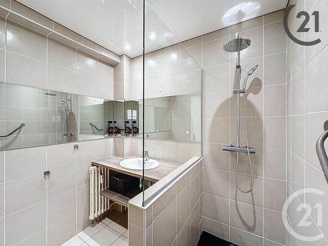 Afficher la photo en grand Appartement F5 à louer - 5 pièces - 105 m2 - Troyes - 10 - CHAMPAGNE-ARDENNE