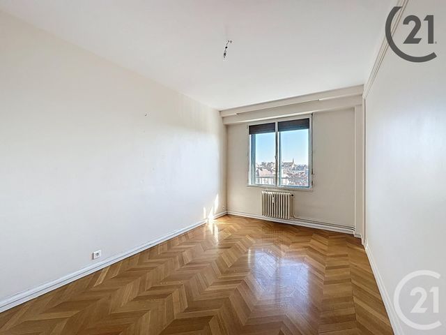 Afficher la photo en grand Appartement F5 à louer - 5 pièces - 105 m2 - Troyes - 10 - CHAMPAGNE-ARDENNE