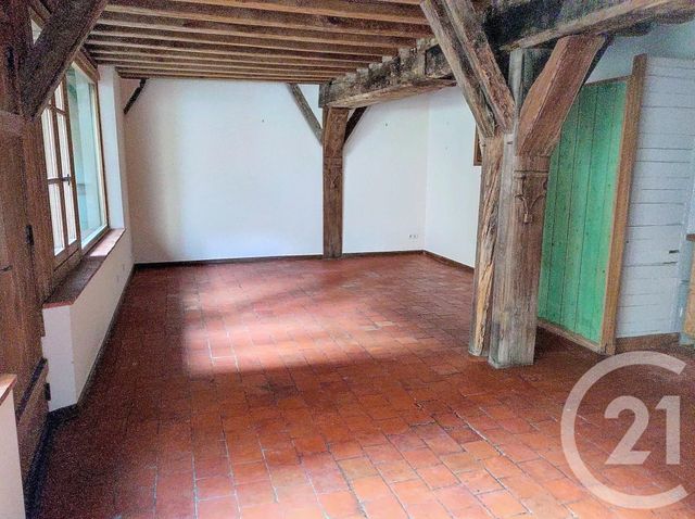 Afficher la photo en grand Appartement T4 à louer - 4 pièces - 110,59 m2 - Troyes - 10 - CHAMPAGNE-ARDENNE