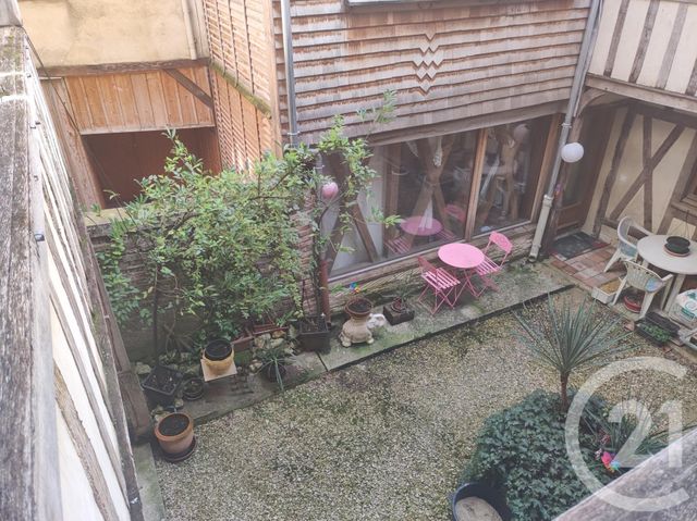Afficher la photo en grand Appartement T4 à louer - 4 pièces - 110,59 m2 - Troyes - 10 - CHAMPAGNE-ARDENNE