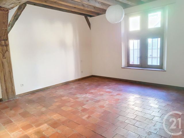 Afficher la photo en grand Appartement T4 à louer - 4 pièces - 110,59 m2 - Troyes - 10 - CHAMPAGNE-ARDENNE