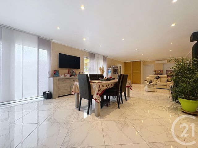 Maison à vendre - 6 pièces - 194 m2 - La Chapelle St Luc - 10 - CHAMPAGNE-ARDENNE