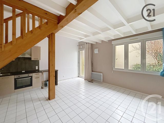 Appartement T2 &agrave; louer - 2 pi&egrave;ces - 42 m2 - Troyes - 10 - CHAMPAGNE-ARDENNE