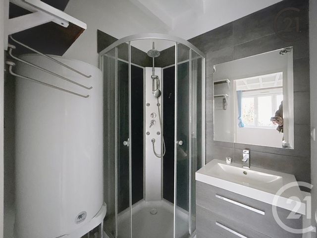 Appartement T2 &agrave; louer - 2 pi&egrave;ces - 42 m2 - Troyes - 10 - CHAMPAGNE-ARDENNE