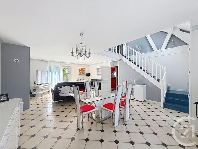 Maison à vendre - 5 pièces - 130 m2 - La Chapelle St Luc - 10 - CHAMPAGNE-ARDENNE