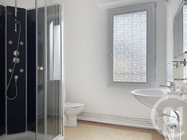 Appartement à louer - 2 pièces - 58 m2 - Troyes - 10 - CHAMPAGNE-ARDENNE