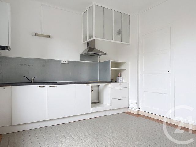 Appartement à louer - 2 pièces - 58 m2 - Troyes - 10 - CHAMPAGNE-ARDENNE