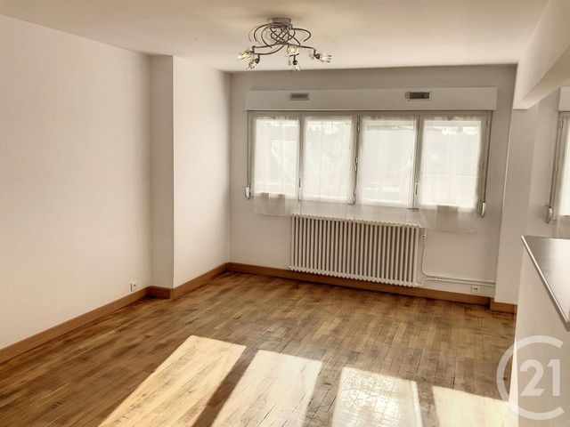Appartement à vendre - 3 pièces - 65,87 m2 - Troyes - 10 - CHAMPAGNE-ARDENNE