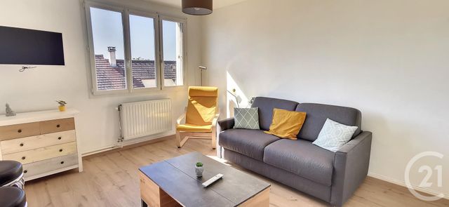 Afficher la photo en grand Appartement F1 à louer - 1 pièce - 25,30 m2 - La Chapelle St Luc - 10 - CHAMPAGNE-ARDENNE