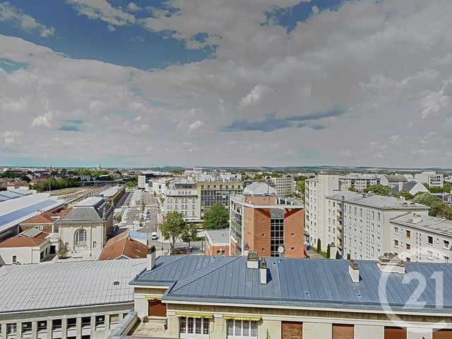 Afficher la photo en grand Appartement F3 à louer - 3 pièces - 65 m2 - Troyes - 10 - CHAMPAGNE-ARDENNE