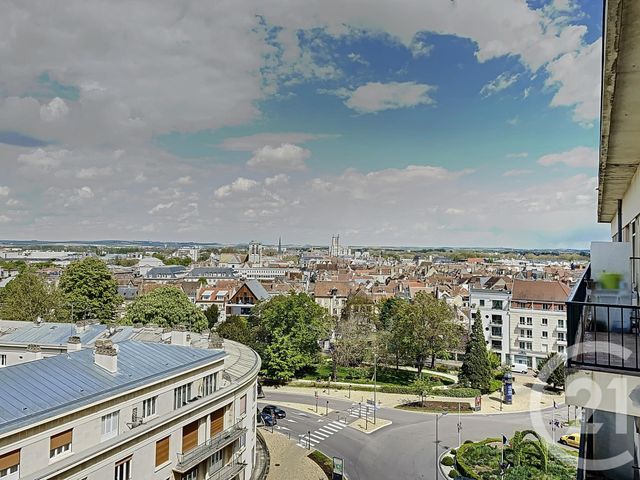 Afficher la photo en grand Appartement F3 à louer - 3 pièces - 65 m2 - Troyes - 10 - CHAMPAGNE-ARDENNE