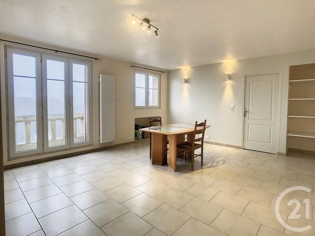 Appartement F4 à louer - 4 pièces - 62,40 m2 - Troyes - 10 - CHAMPAGNE-ARDENNE