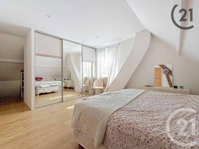 Afficher la photo en grand Maison à louer - 6 pièces - 210 m2 - La Riviere De Corps - 10 - CHAMPAGNE-ARDENNE