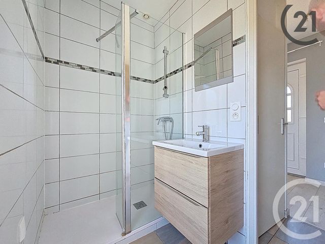Afficher la photo en grand Appartement F2 à vendre - 2 pièces - 37 m2 - Troyes - 10 - CHAMPAGNE-ARDENNE