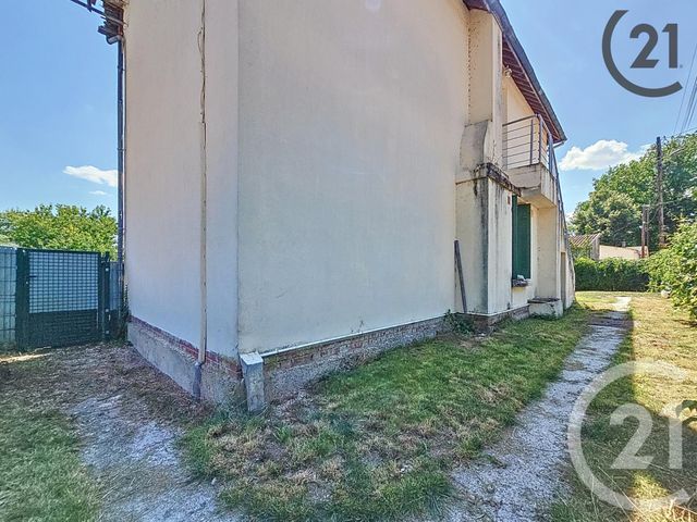 Afficher la photo en grand Appartement F2 à vendre - 2 pièces - 37 m2 - Troyes - 10 - CHAMPAGNE-ARDENNE
