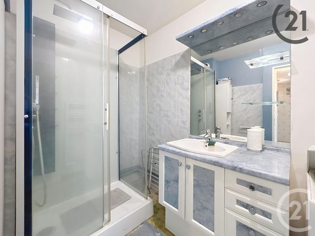 Appartement T4 à vendre - 4 pièces - 77,40 m2 - Troyes - 10 - CHAMPAGNE-ARDENNE