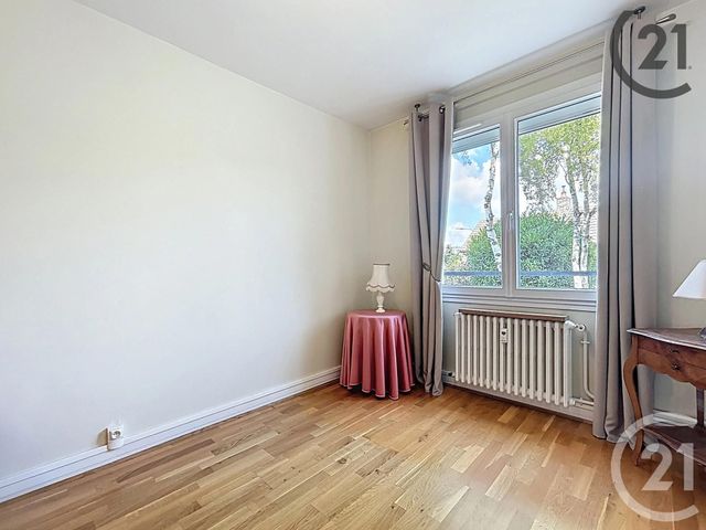 Afficher la photo en grand Appartement T5 à vendre - 5 pièces - 88,79 m2 - Troyes - 10 - CHAMPAGNE-ARDENNE