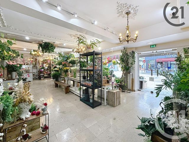 Immeuble à vendre - 517 m2 - Ste Savine - 10 - CHAMPAGNE-ARDENNE