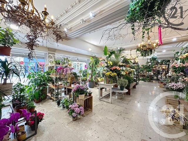 Immeuble à vendre - 517 m2 - Ste Savine - 10 - CHAMPAGNE-ARDENNE