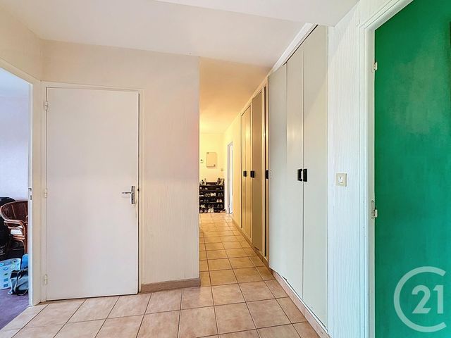Afficher la photo en grand Appartement à vendre - 4 pièces - 80 m2 - Troyes - 10 - CHAMPAGNE-ARDENNE